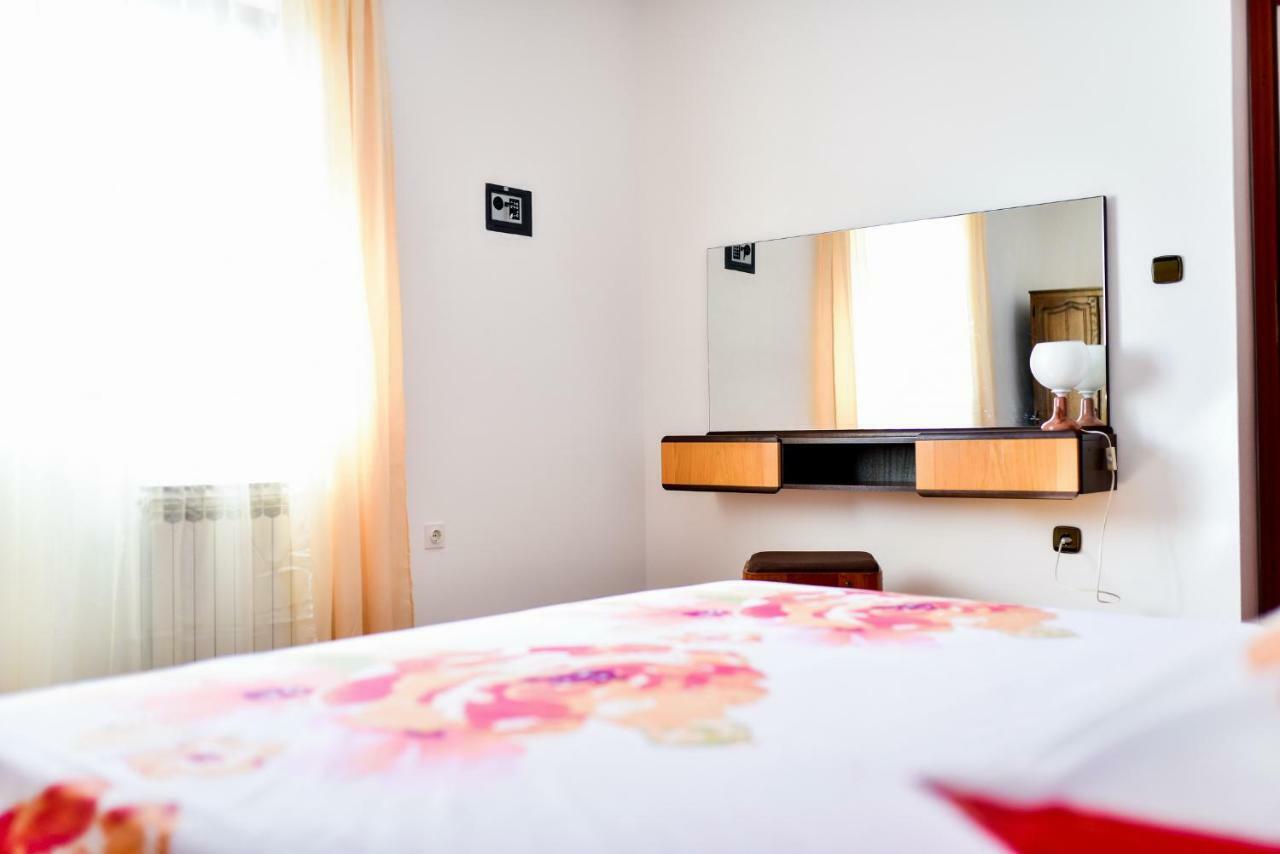 Holiday home House & Palaca Donji Zemunik